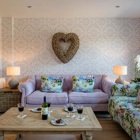 The Dormouse -uk46926 Holiday home Newby Bridge